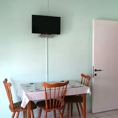 Socrates * Olympiakí Aktí