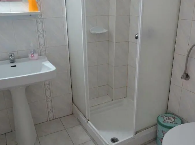 Socrates Lejlighed Olympiakí Aktí